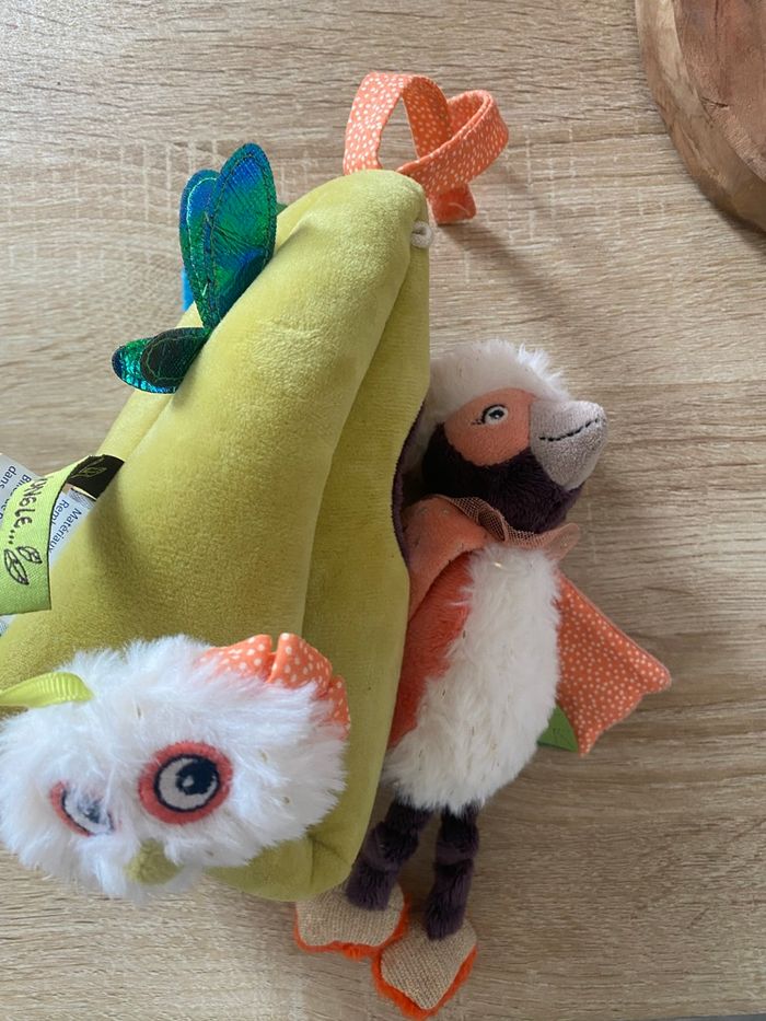 Maison avec petit oiseau - photo numéro 3