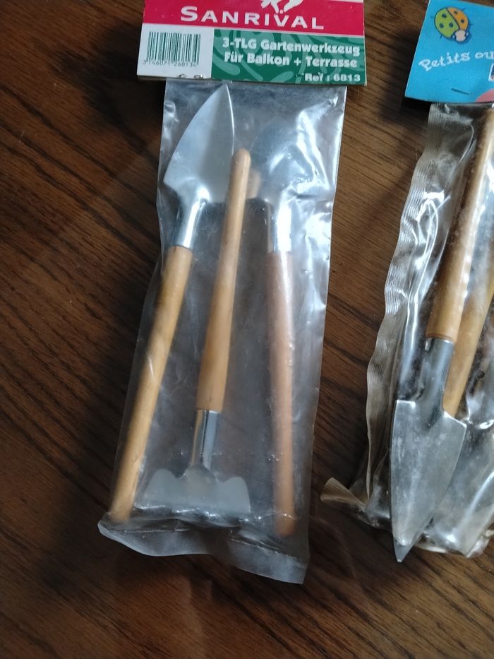 Outillage mini jardin - photo numéro 3