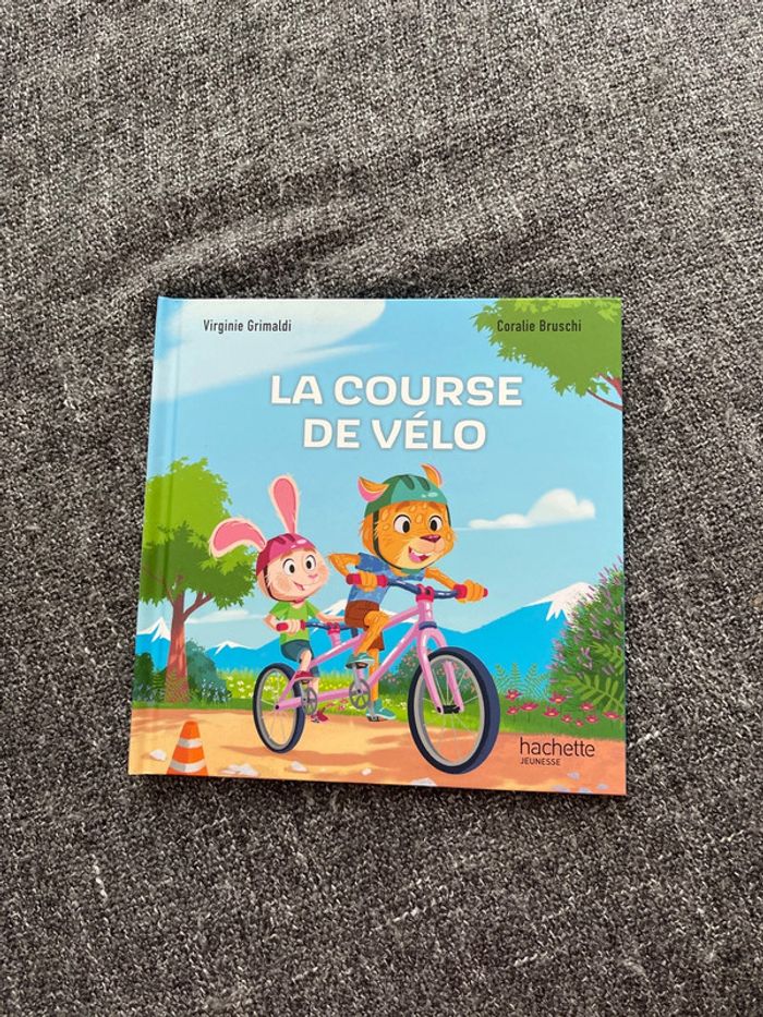 Livre Mac Donald la course de vélo