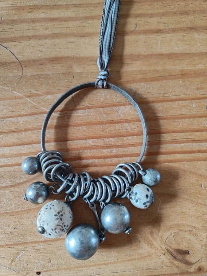 Collier - photo numéro 2