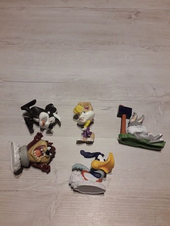 Figurine looney tunes