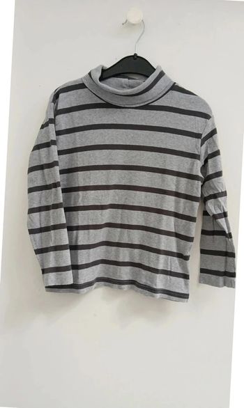 Sous pull  5/6ans grand