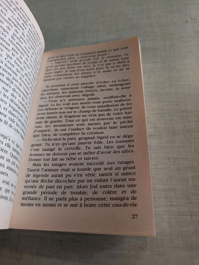 Livre l'armature de vengeance - photo numéro 3