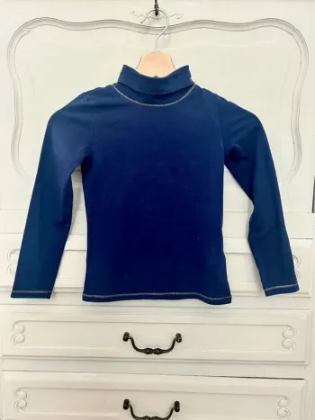 Très beau tee shirt col montant , roulé DPAM taille 8 ans