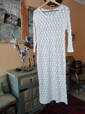Robe blanche en dentelle