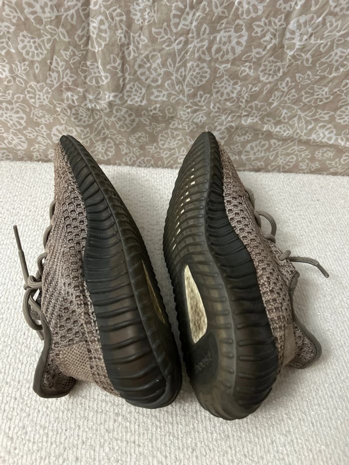 Baskets Yeezy Boost 350 Ash Stone 41 1/3 - photo numéro 5