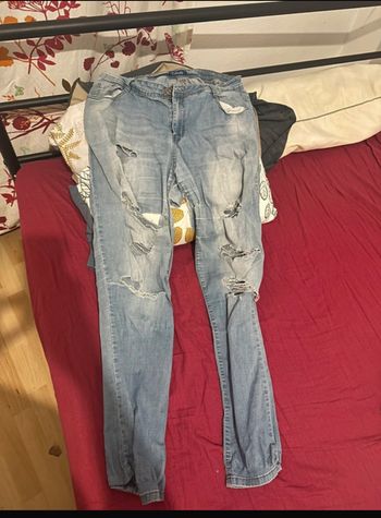 Jeans trouée femme taille 46💐