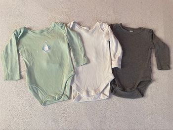 Lot bodies hiver 6 mois