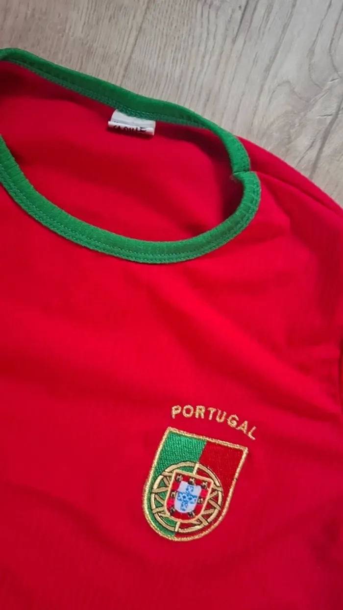 T-shirt 12ans Ronaldo TBE - photo numéro 4