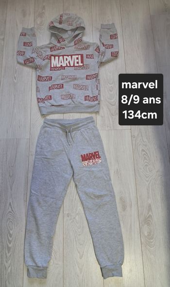 Survêtement marvel 8/9 ans 134cm