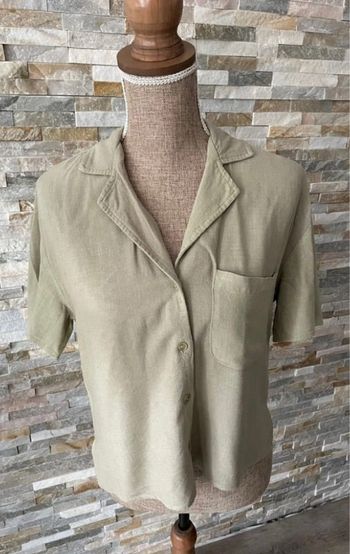 Chemise verte Stradivarius taille 34