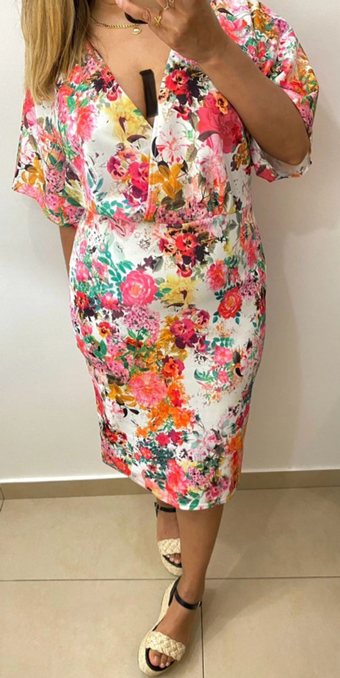 Robe Chic Col V Fleurie Taille 40 - photo numéro 5