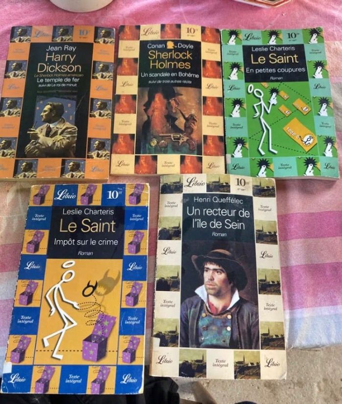 Lot 5 livres édition Librio