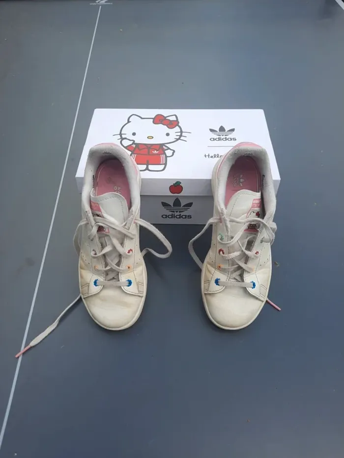 Stan Smith Hello Kitty