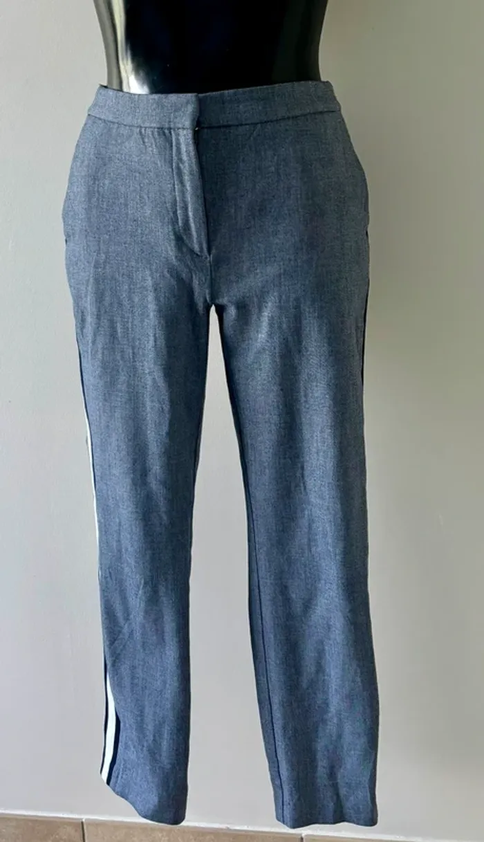 Pantalon gris à rayures – Taille 38 - photo numéro 2
