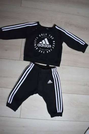 Ensemble de jogging Adidas