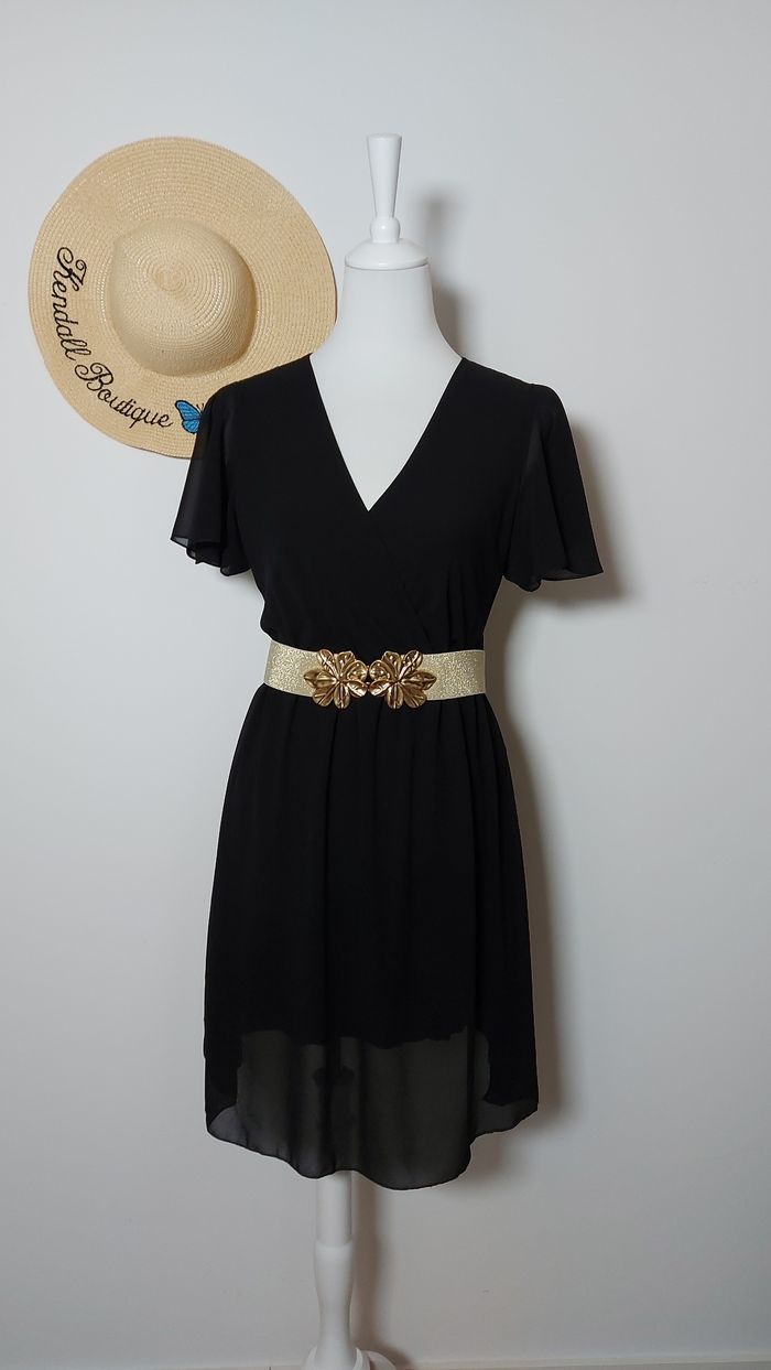 Robe noire chic - photo numéro 3