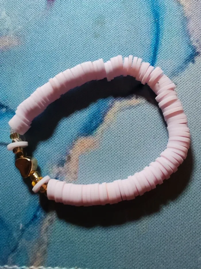💗 Bracelet rose tendre & doré – Fait main avec perles & cœur – Neuf - photo numéro 2