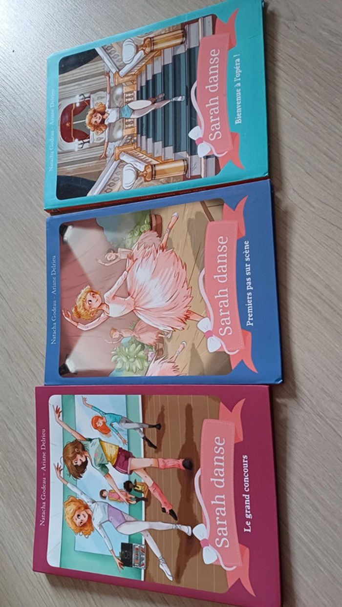 Lot 3 livres enfant. Collection Sarah danse.