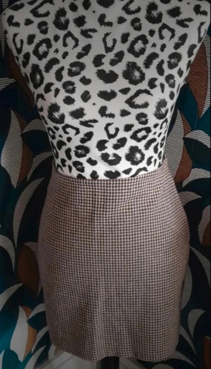 Jupe courte - Taille 38 - Marque Shein - photo numéro 2