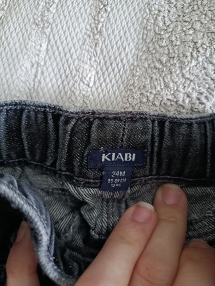 Jean noir - photo numéro 3