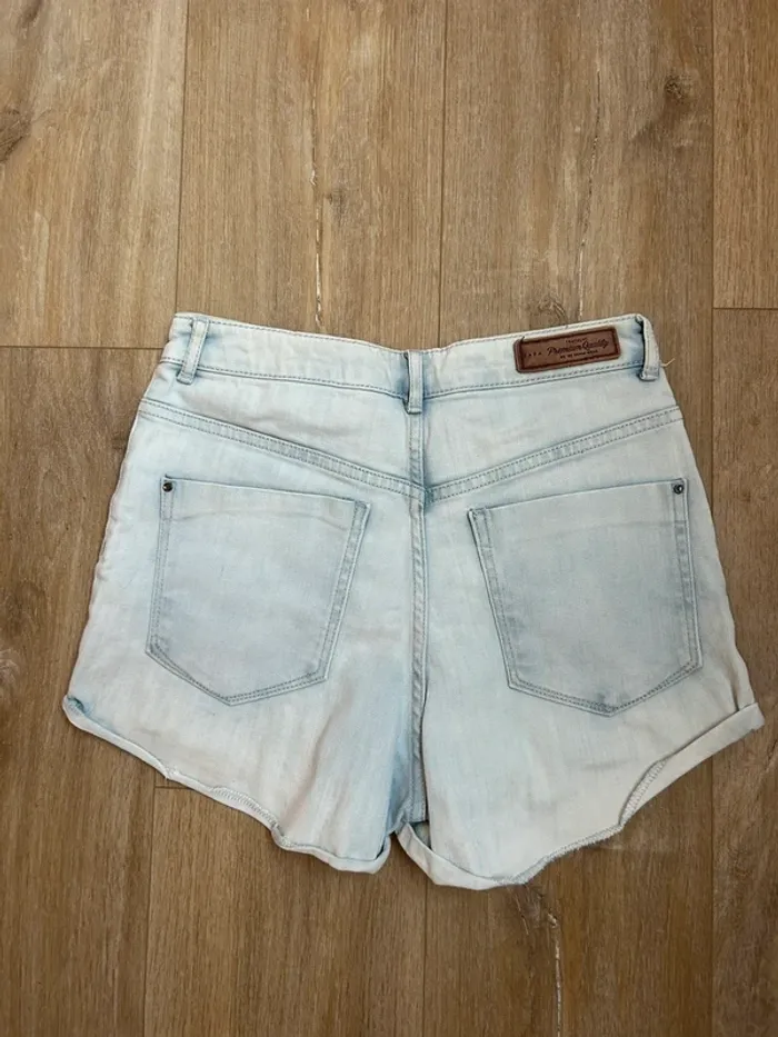 Short taille haute Zara - photo numéro 3