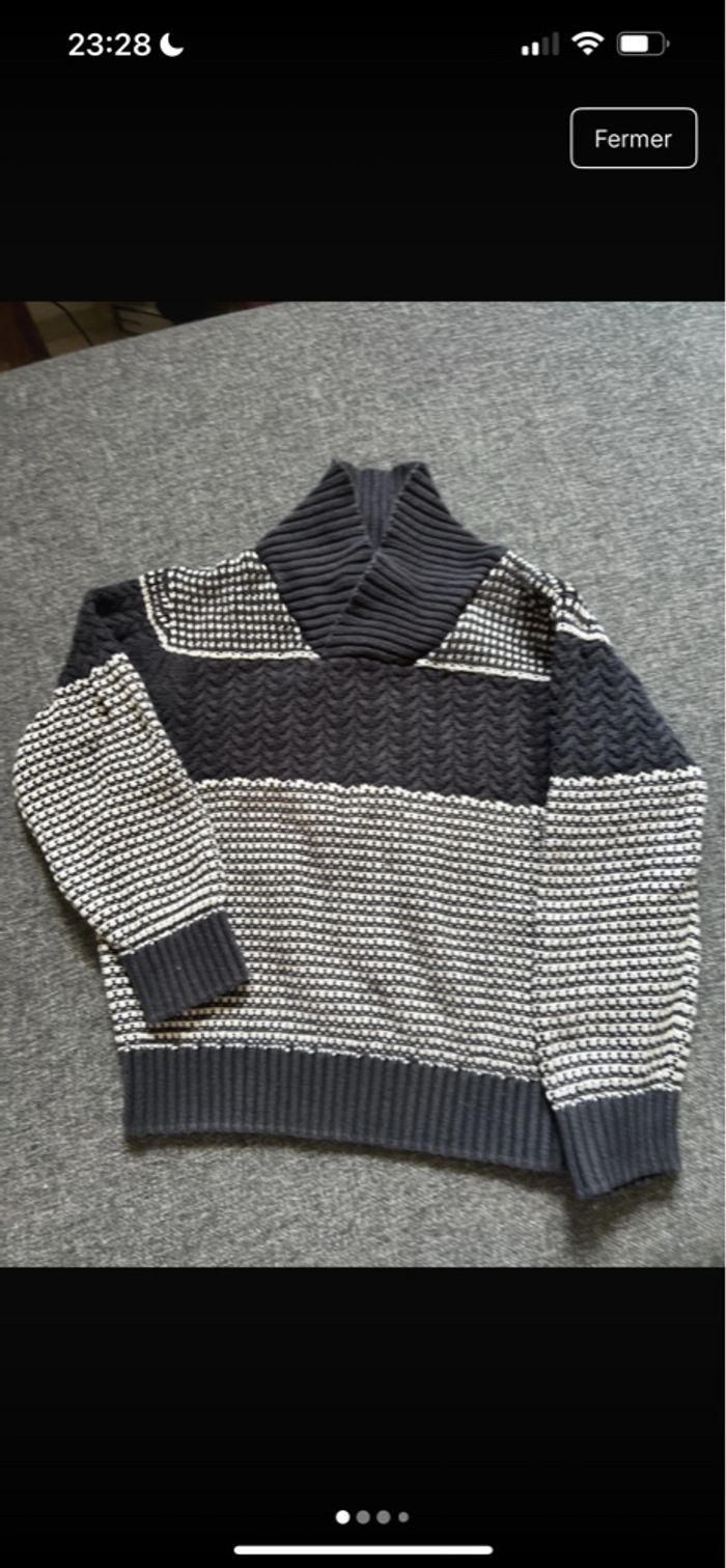 Pull tape à l’œil