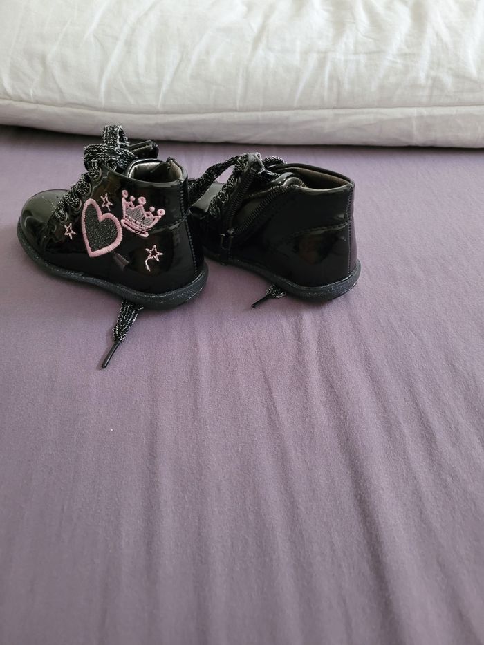 Botillons vernis à lacets - photo numéro 2