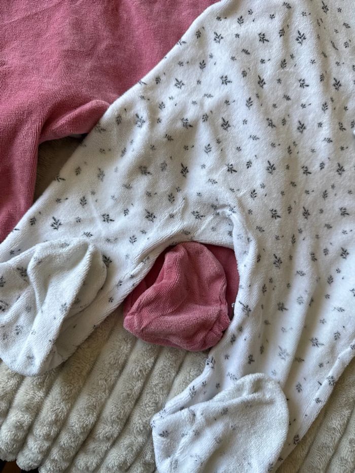 Lot de pyjama 9 mois - photo numéro 7