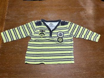 T-shirt manche longue vert et noir