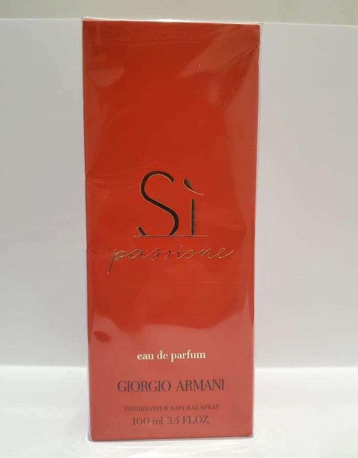 Sì armani