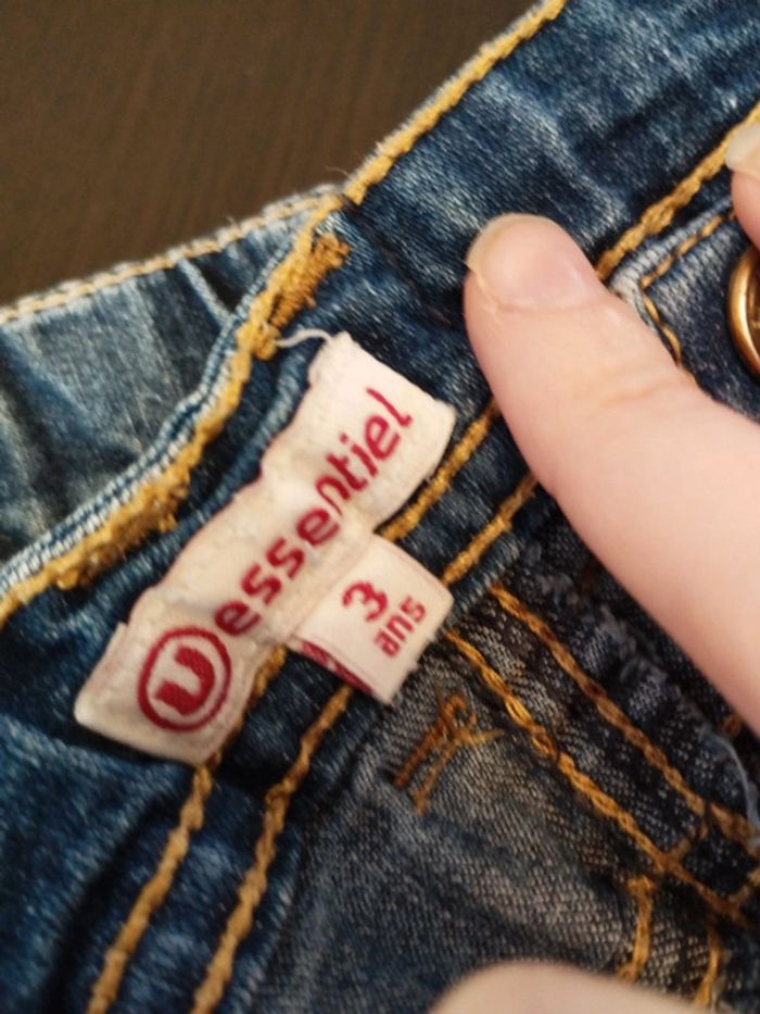 2 jeans 3ans - photo numéro 3