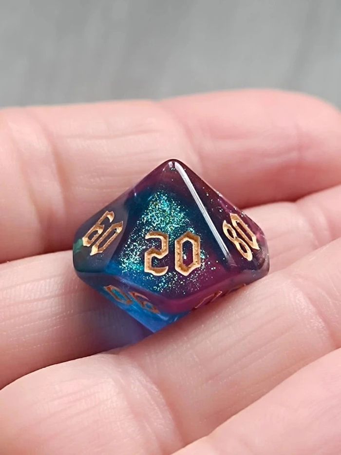 Lot de 7 dés turquoise irisé originaux pour activités - photo numéro 4