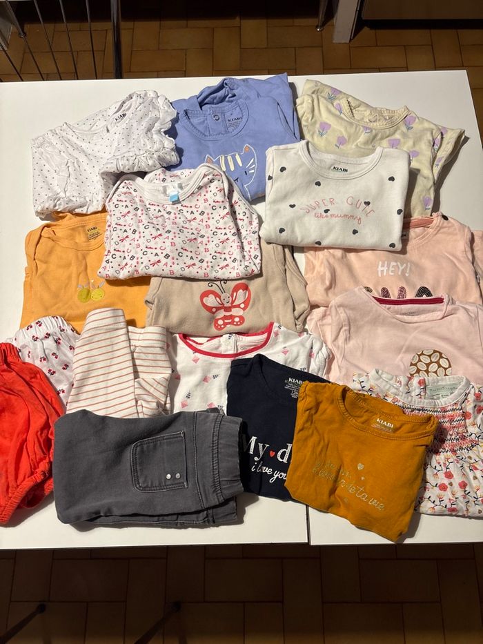 Gros lot vêtements bébé 12 mois