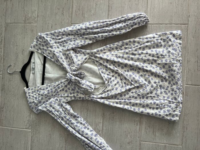 Robe NA KD