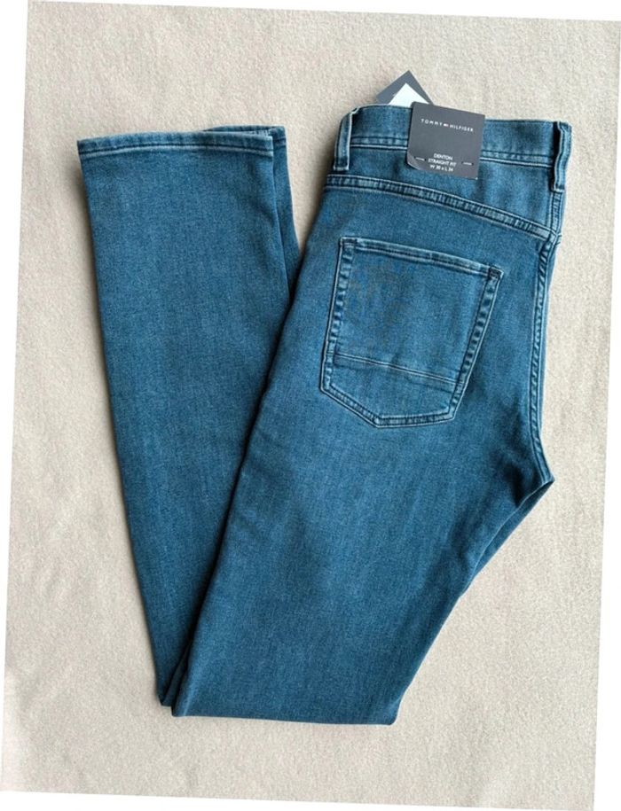 Jeans bleu foncé Tommy Hilfiger homme W30L34 denton straight neuf avec étiquette - photo numéro 4