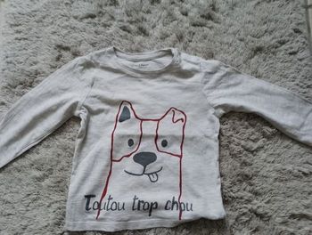Tee shirt taille 24 mois