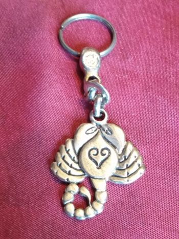 Porte-clefs scorpion en métal