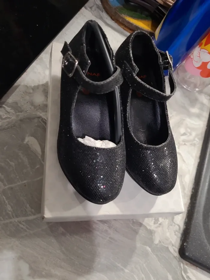 Chaussures noires paillettes - photo numéro 2