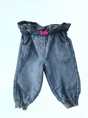 3 mois bébé  pantalon tape à l'oeil