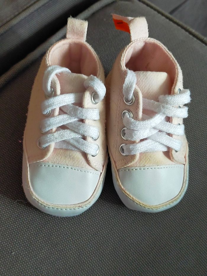 Chaussures 3/6 mois