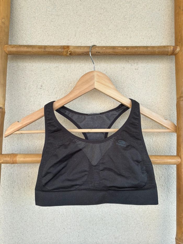 brassière noire