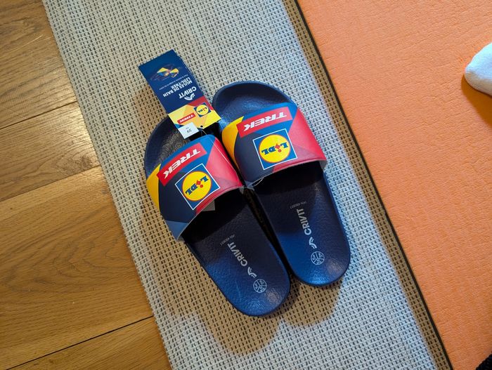 Claquette Lidl pointure 39 - photo numéro 2
