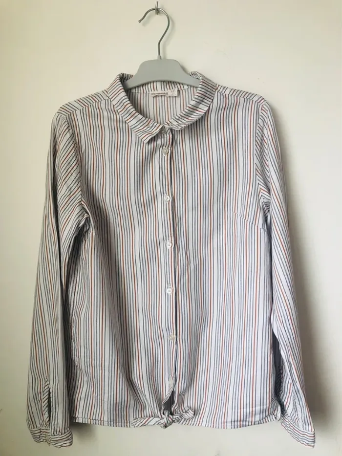 Chemise à noeud