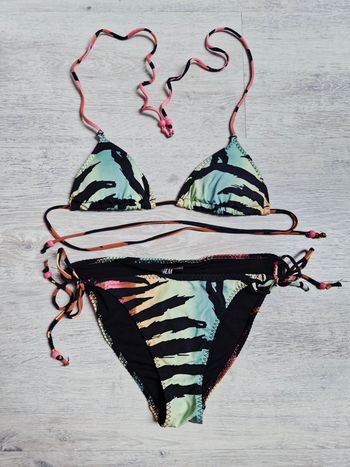 Maillot de bain bikini 2 pièces H&M haut en triangle rembourré 34 et bas en 36