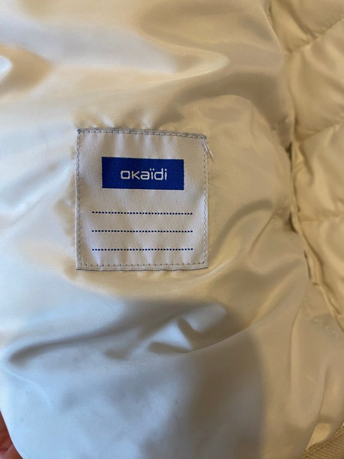 Doudoune or Okaïdi 10 ans  8€ - photo numéro 8