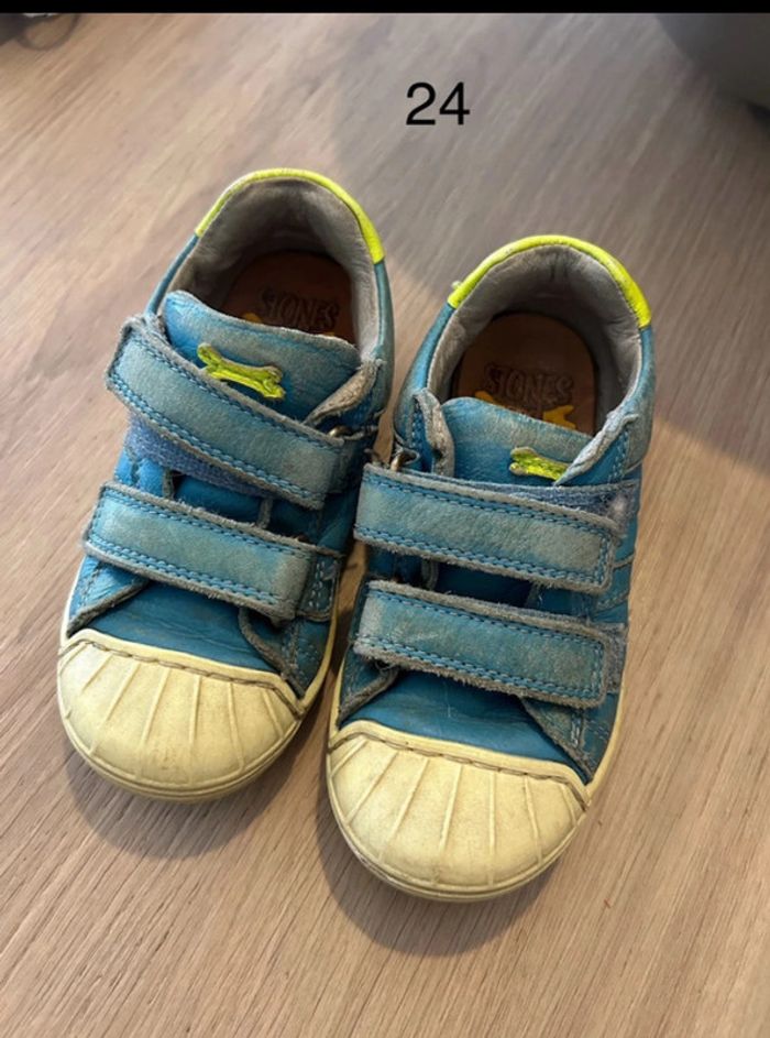 Tennis taille 24 chaussures basket