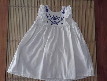 Robe blanche 3 ans