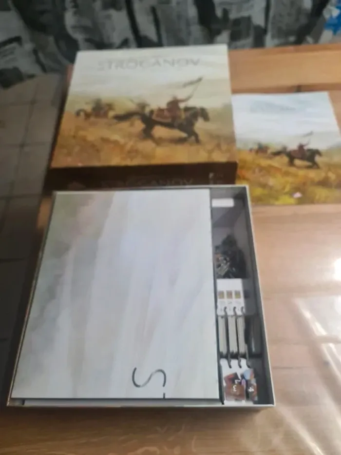 Proche du neuf jeu de société Deluxe Edition Stroganov des éditions Game Brewer - photo numéro 3