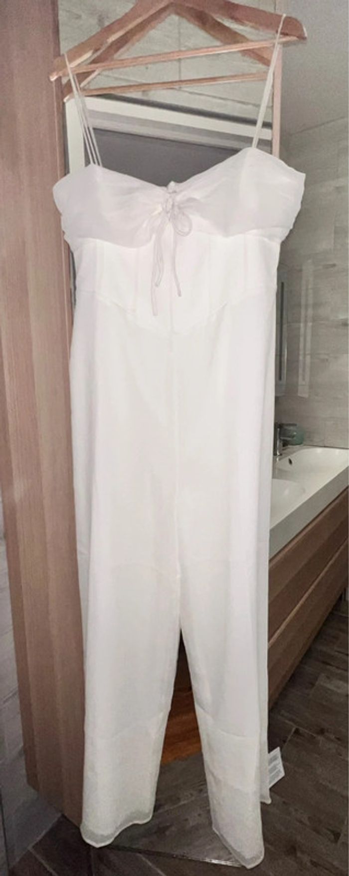 Combinaison mousseline ivoire ASOS design taille 44 neuve et étiquetée - photo numéro 3